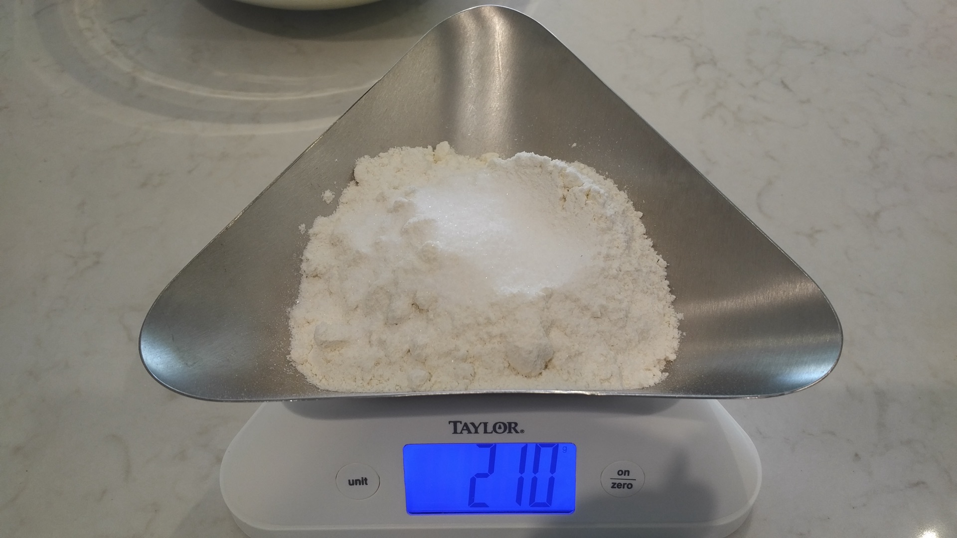 10g of salt